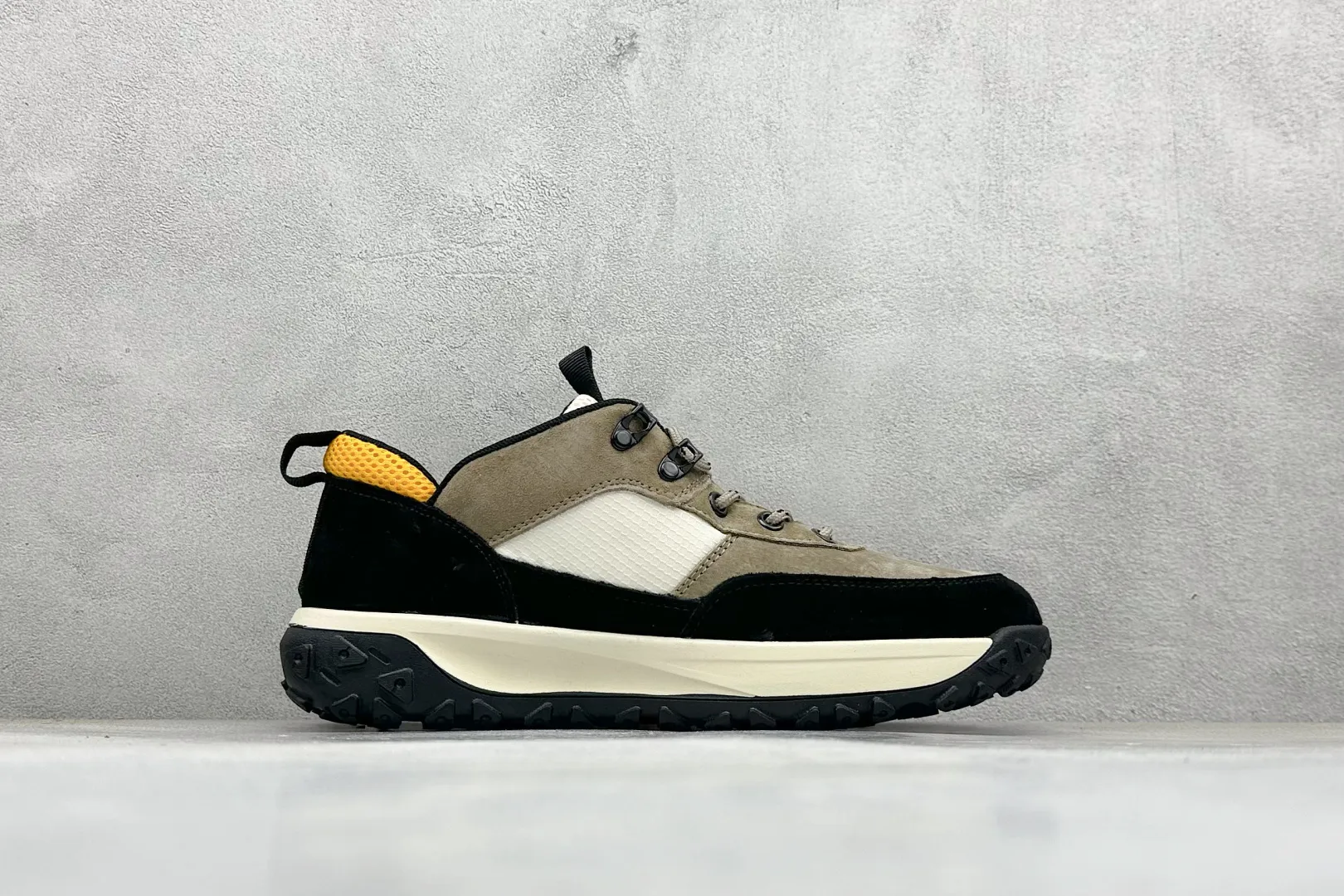 🐲💰 480 support store Timberland/Timberland outdoor low-top casual shoes series Guangdong factory quality original box original packaging 25ss new fashion trend matching The fabric is made of Italian 🇮🇹 top matte fine-grained cowhide with anti-odor and anti-corrosion genuine leather latex insoles to give you a perfect wearing experience. High-quality and durable, a must-have for sportsmen, specializes in not looking handsome, high-quality and first-class foot feel Item number: A42EW997 Size: 39 40 41 42 43 44